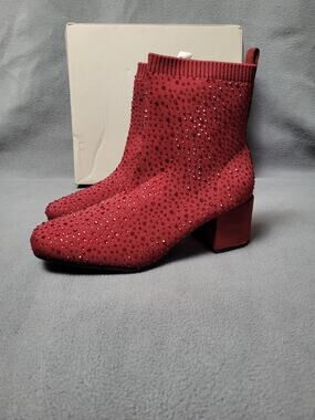 Kenneth Cole Reaction Womens Rida Stretch JewelBooties Size 7.5 Wide